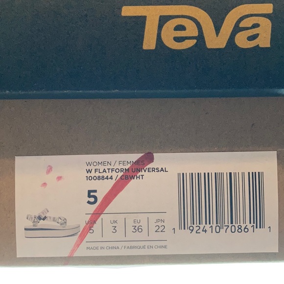 Teva Women's Flatform Chara Bright White Sandals - Picture 6 of 6